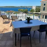 Apartman Nino *